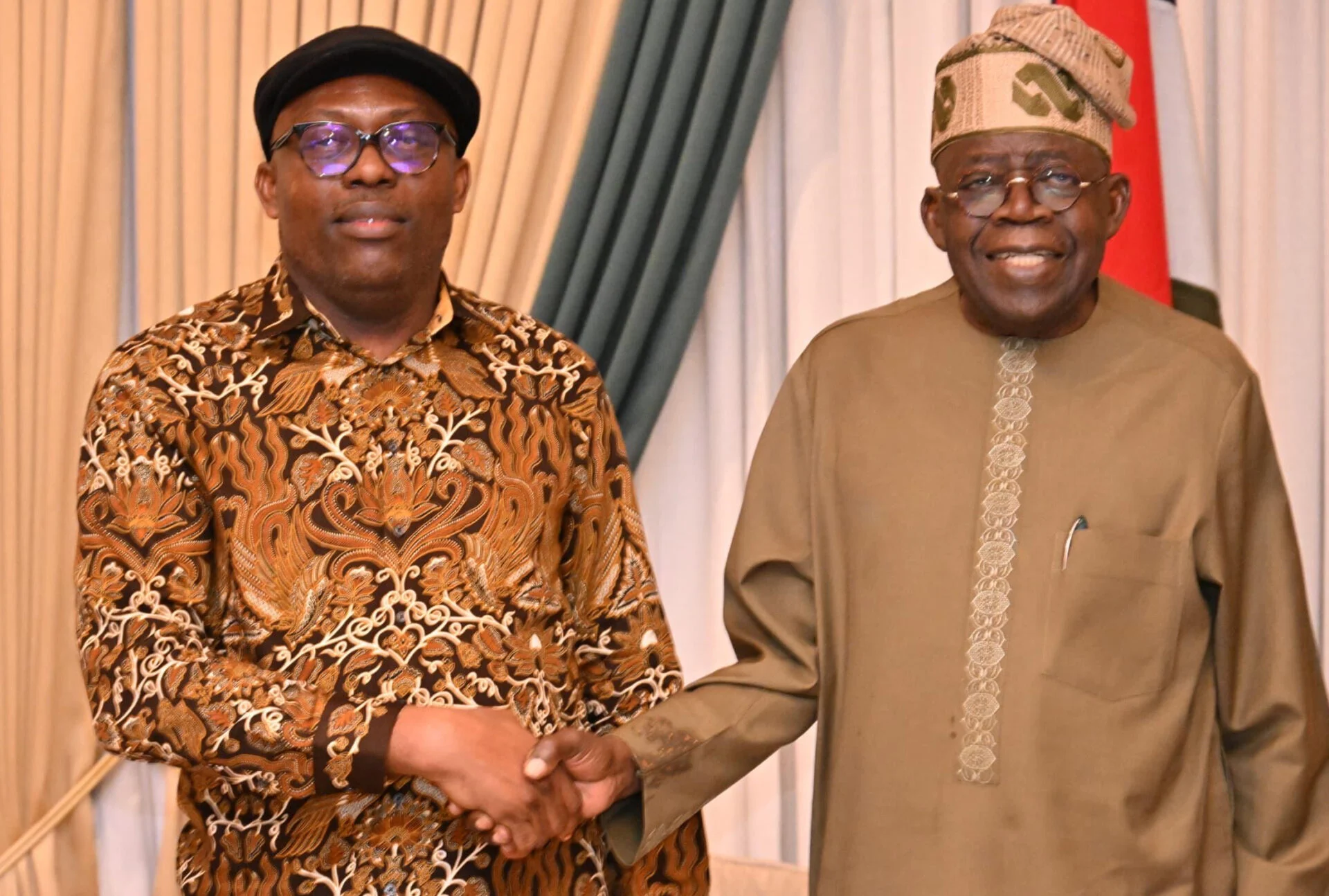 Read more about the article Tinubu ends emergency rule in Rivers, reinstates Fubara, Lawmakers