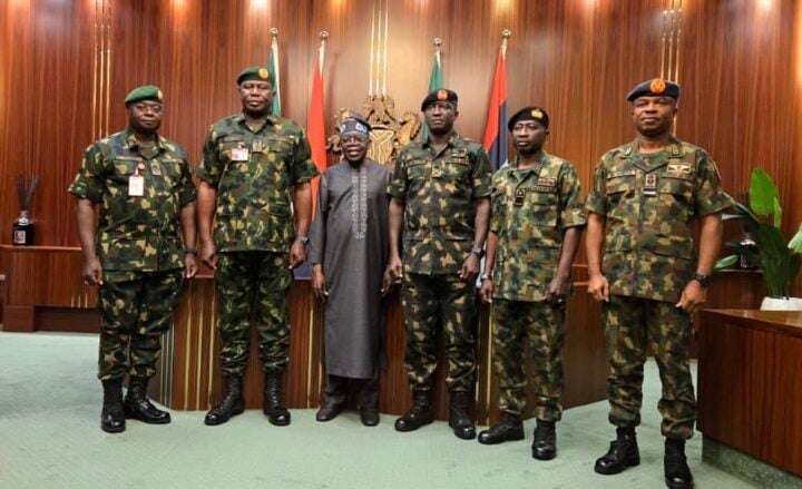 Read more about the article Tinubu holds first security meeting with new service chiefs