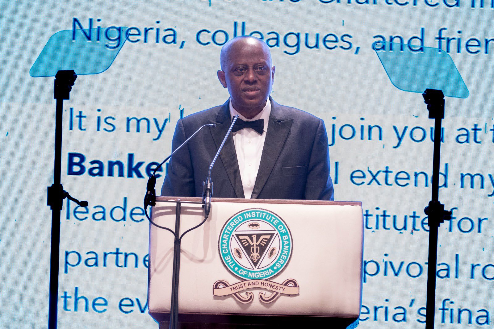 Read more about the article CIBN KEYNOTE ADDRESS BY THE GOVERNOR OF THE CENTRAL BANK OF NIGERIA, MR. OLAYEMI CARDOSO, AT THE CIBN ANNUAL BANKERS’ DINNER