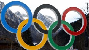 Read more about the article Poor weather: 2026 Winter Olympics flame to be lit indoors