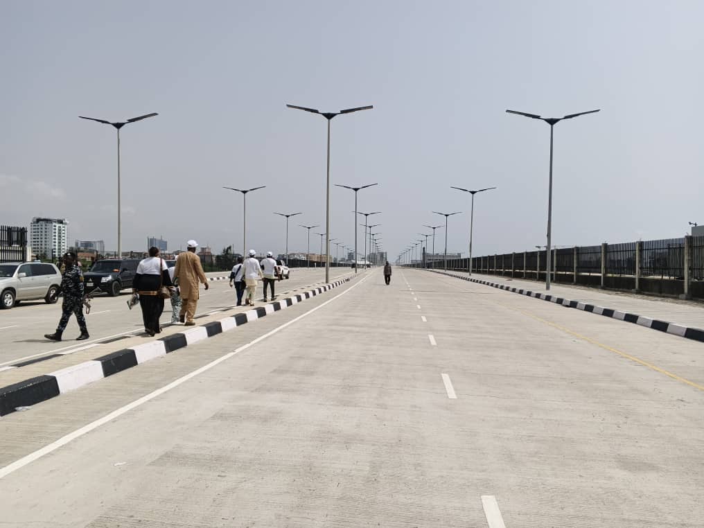 Read more about the article FG temporarily opens 47km stretch of Lagos–Calabar coastal highyway
