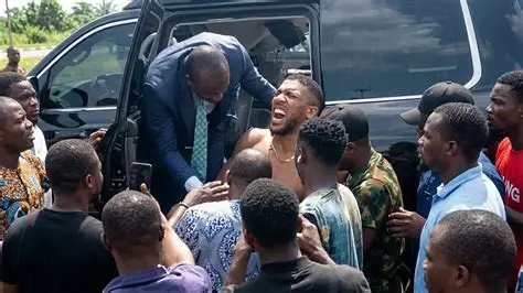 Read more about the article Police arrest Anthony Joshua’s driver over Lagos-Ibadan expressway accident