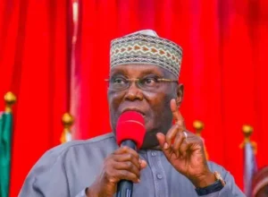 Read more about the article Atiku faults govt on economy and security, promises shift in 2027
