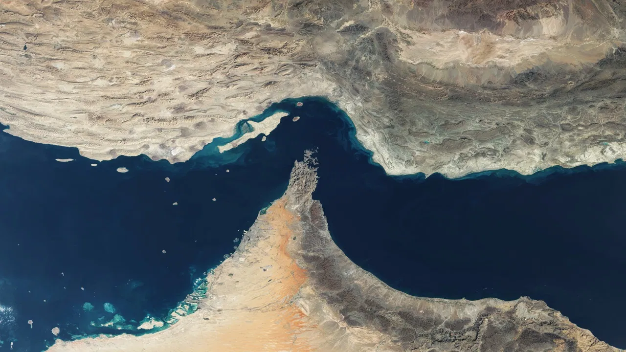 You are currently viewing Iran agrees to reopen Strait of Hormuz if attacks cease
