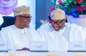 Read more about the article “Not one naira”—Otedola debunks Dangote refinery funding rumours