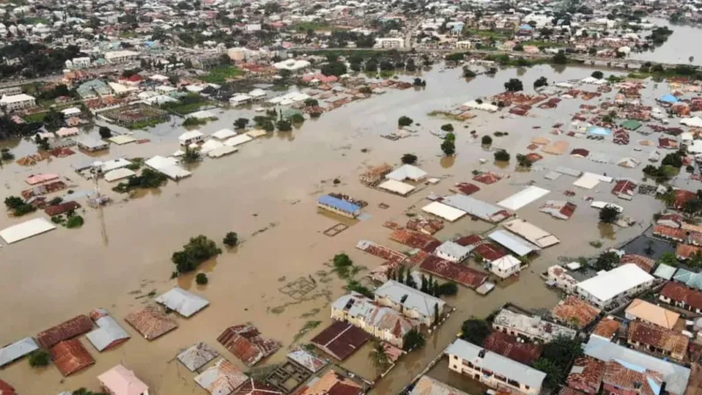 NiMet issues flash flood alert for 19 states including Lagos, Ebonyi, Zamfara