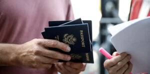 Read more about the article US moves to revoke passports of parents owing over $2,500 in child support