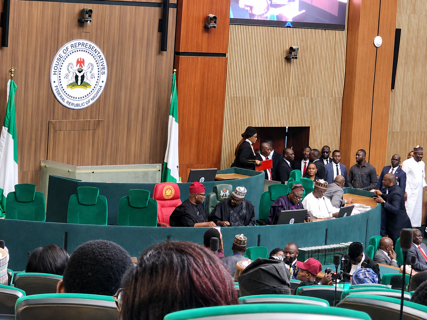 You are currently viewing Akpabio admits Electoral Act flaw, urges informed criticism of Reps