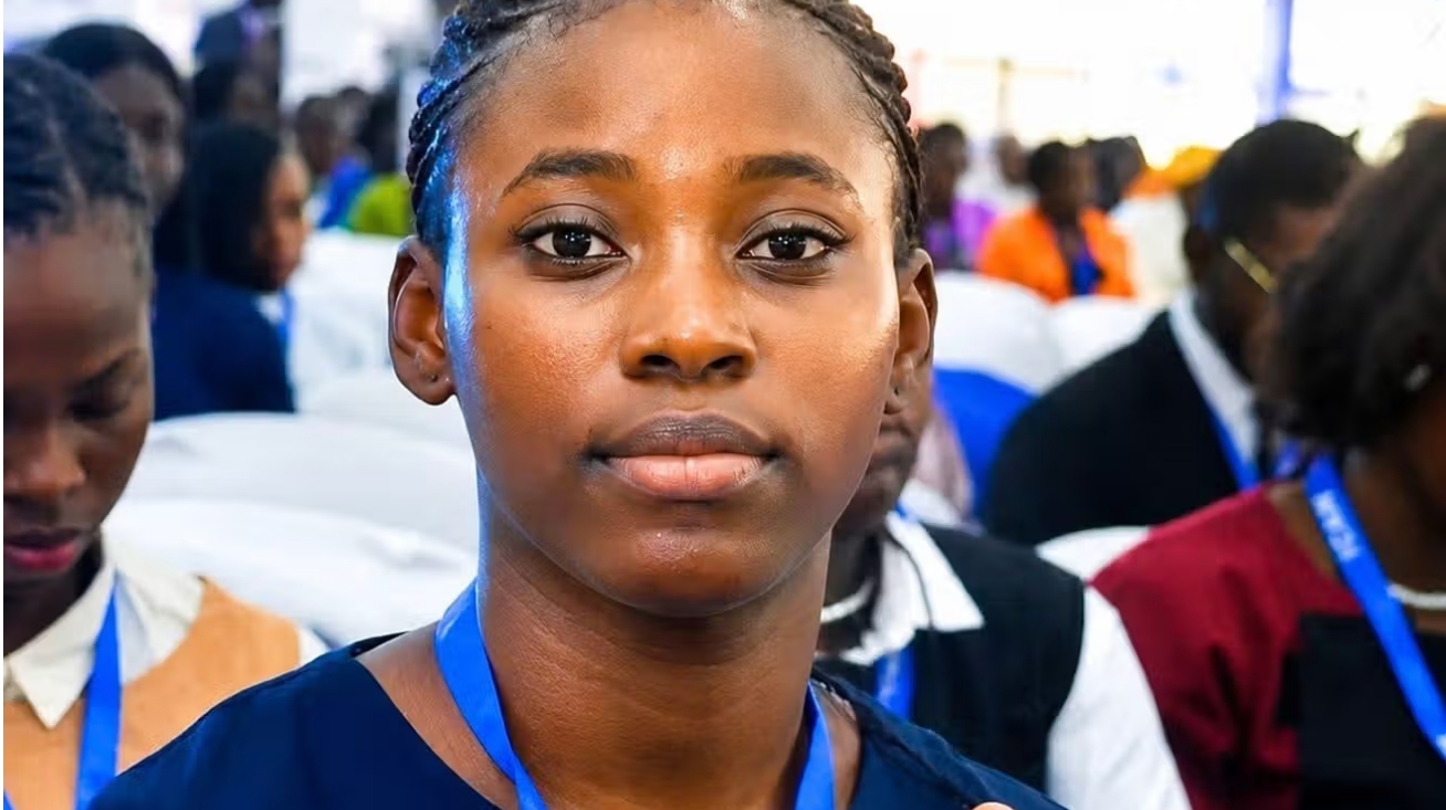 You are currently viewing 16-year-old Osasere Okundaye smashes record as Nigeria’s youngest chartered accountant