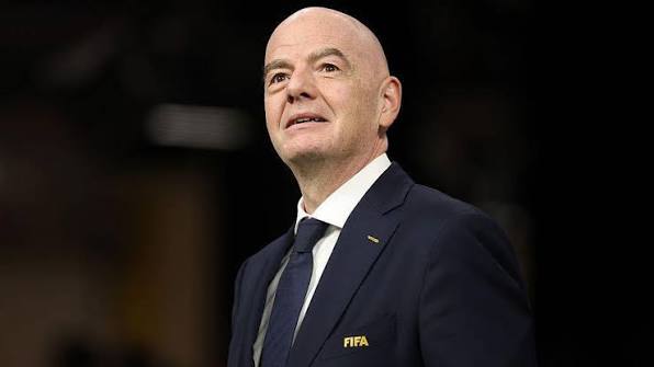 You are currently viewing NFF dismisses calls to resign rumours as ‘Outright falsehood’, backs Infantino