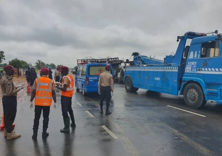 You are currently viewing FRSC announces 6-hour traffic diversion on Kaduna-Zaria highway this Sunday