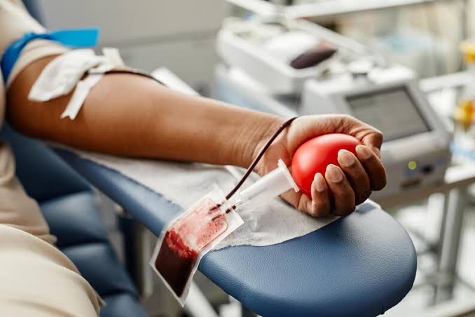 You are currently viewing Jehovah’s Witnesses ease rule on blood components, keep whole-blood ban