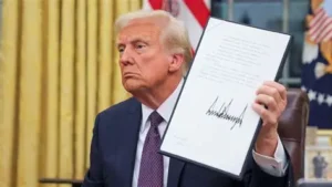 Read more about the article US judge blocks Trump’s latest bid to restrict birthright citizenship