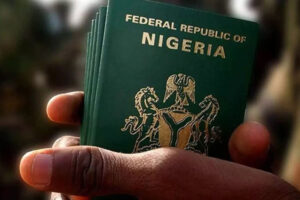 Read more about the article Nigerian embassy in Qatar begins delivery of 751 new passports