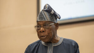 Read more about the article Asaba massacre: Obasanjo urges forgiveness as monarch demands presidential apology